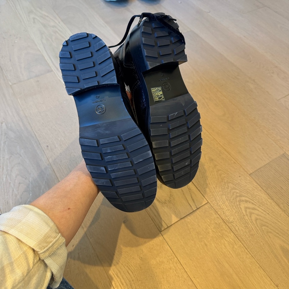 CHANEL - Like New Black Leather Boots - Picture 4 of 6